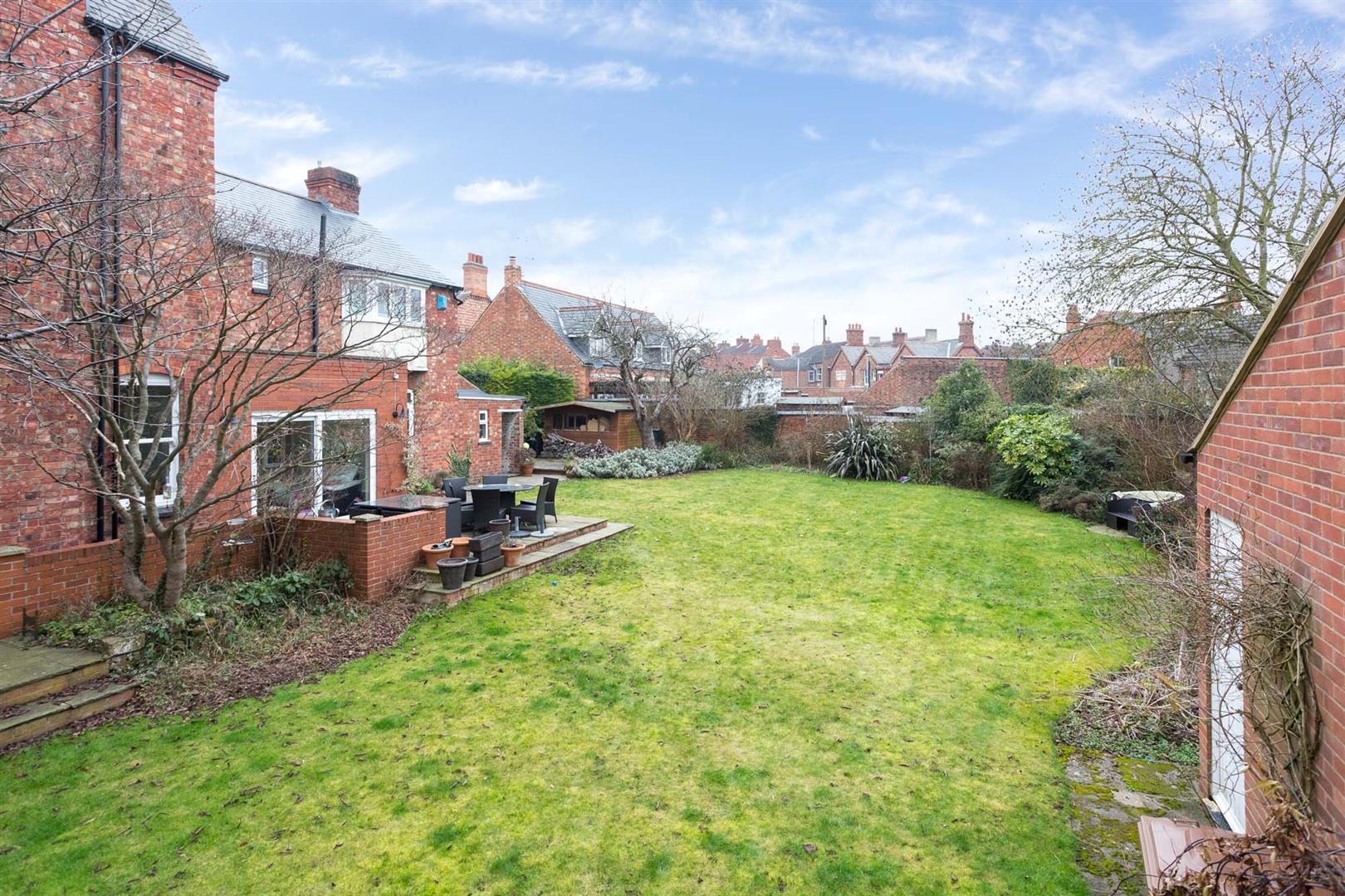 Hatton St, Hatton Park, Wellingborough,, NN8 , 5 bed, Type unknown